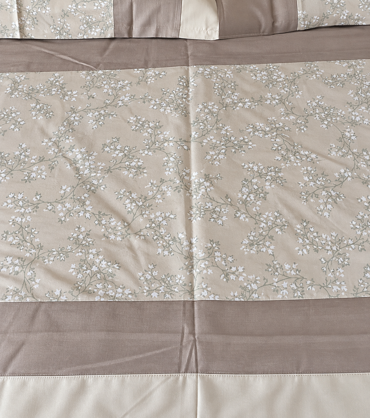 Taupe Blossom